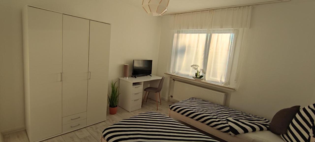 Schoene Und Optimal Gelegene Wohnung Weisskirchen 外观 照片
