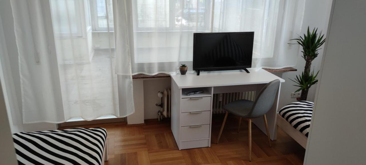 Schoene Und Optimal Gelegene Wohnung Weisskirchen 外观 照片