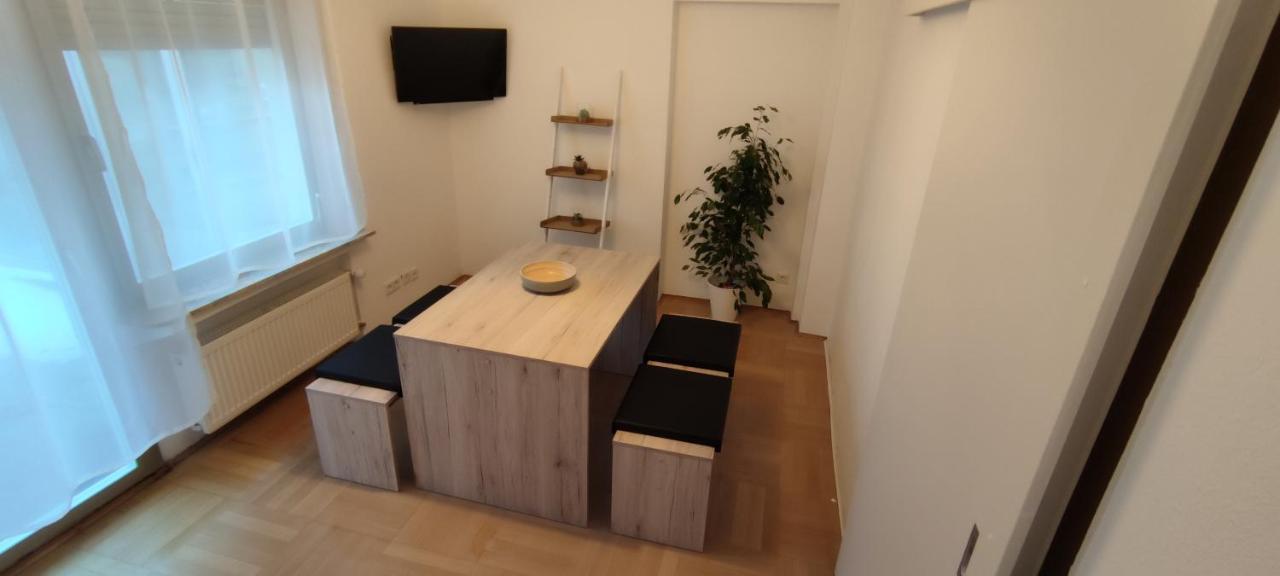 Schoene Und Optimal Gelegene Wohnung Weisskirchen 外观 照片