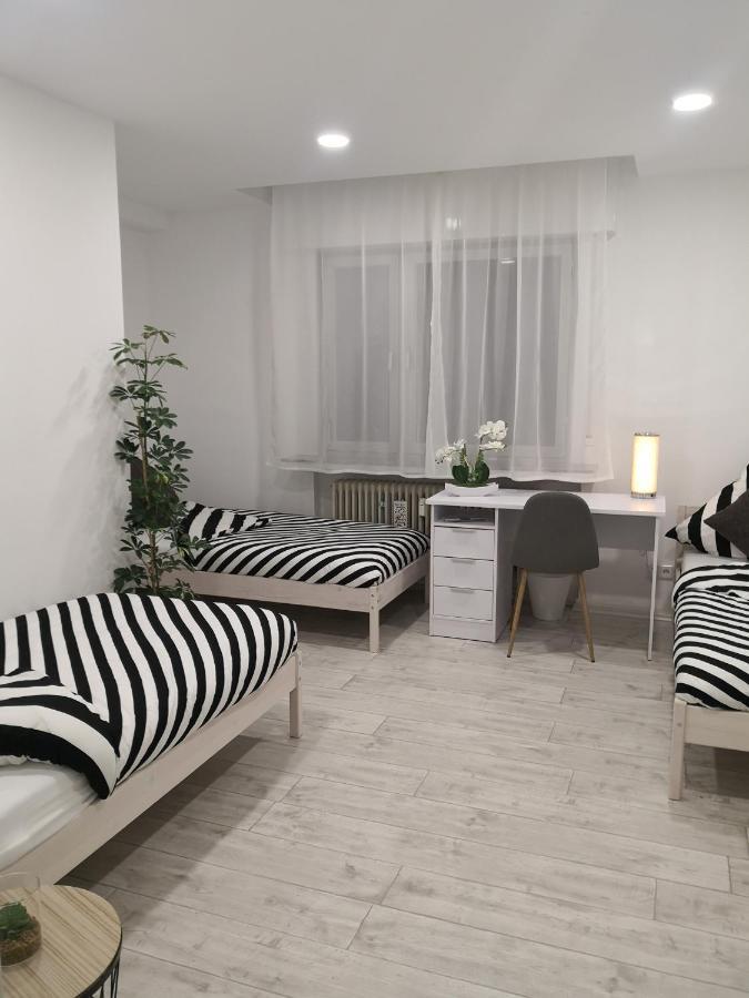Schoene Und Optimal Gelegene Wohnung Weisskirchen 外观 照片
